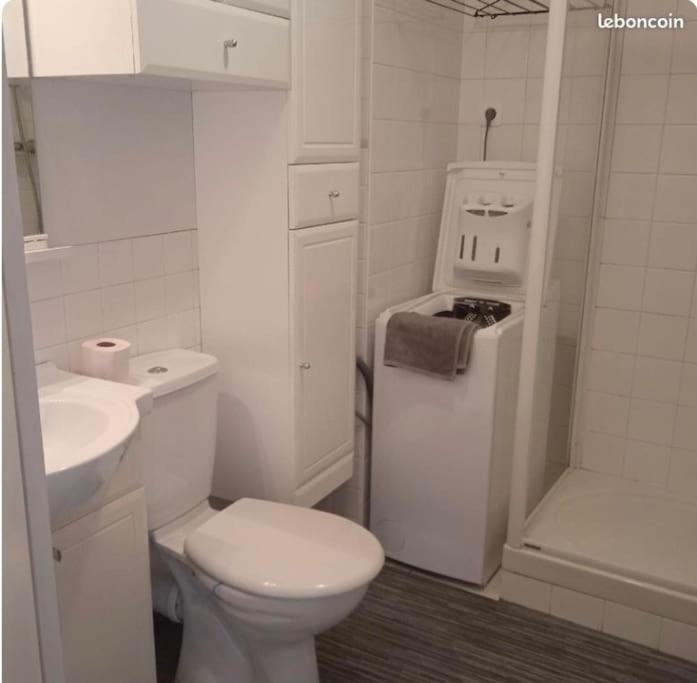 Apartamento Studio Tout Confort Bagnoles de l'Orne Normandie Exterior foto